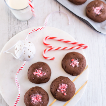 Candy Cane and Gingerbread Cheesecake Stuffed Cookies