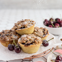 Fruit Mince Crumble Pies