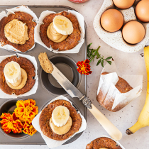 Banana Biscoff Cheesecake Muffins